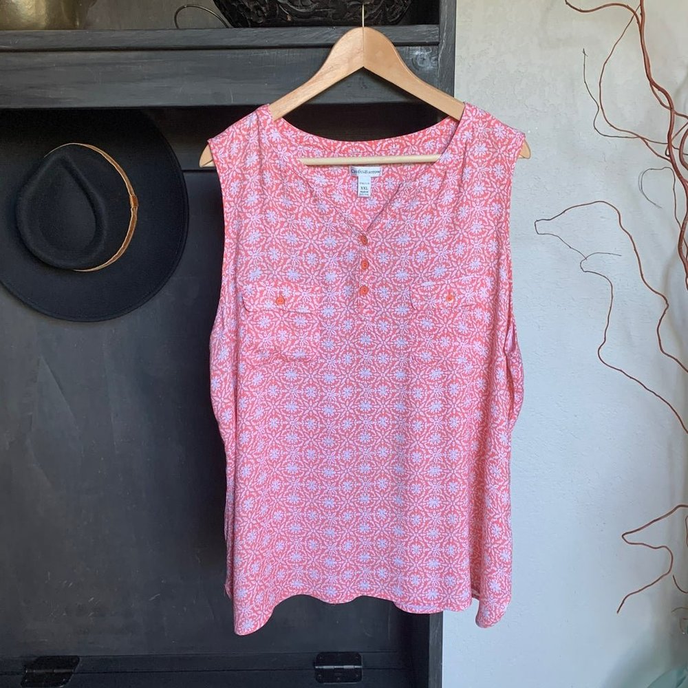 Womens Plus Size XXL Split Neck With Buttons Sleeveless Blouse